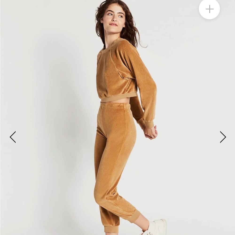 Suzie Kondi Slim track pants Small Teddy